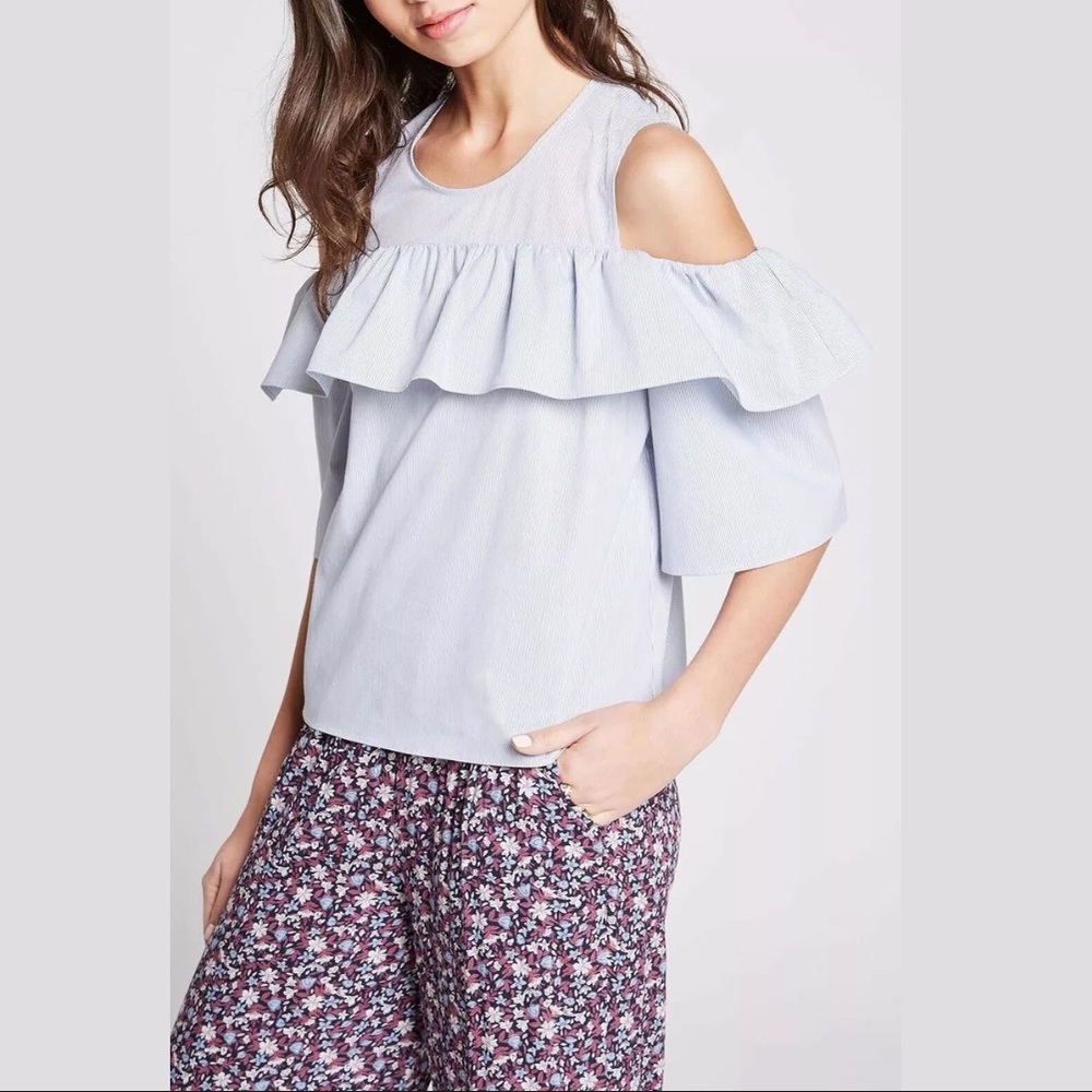 EUC BCBG Generation Cold Shoulder Top, Ruffles, Size S